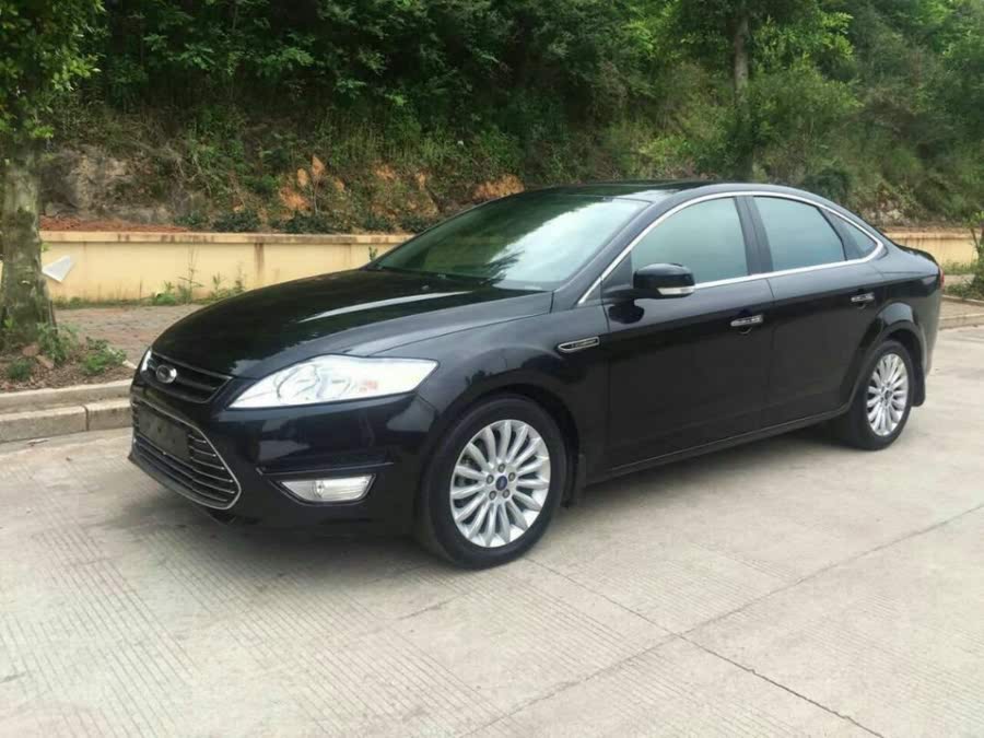 蒙迪欧-致胜 2012款 2.0l gtdi240旗舰运动版