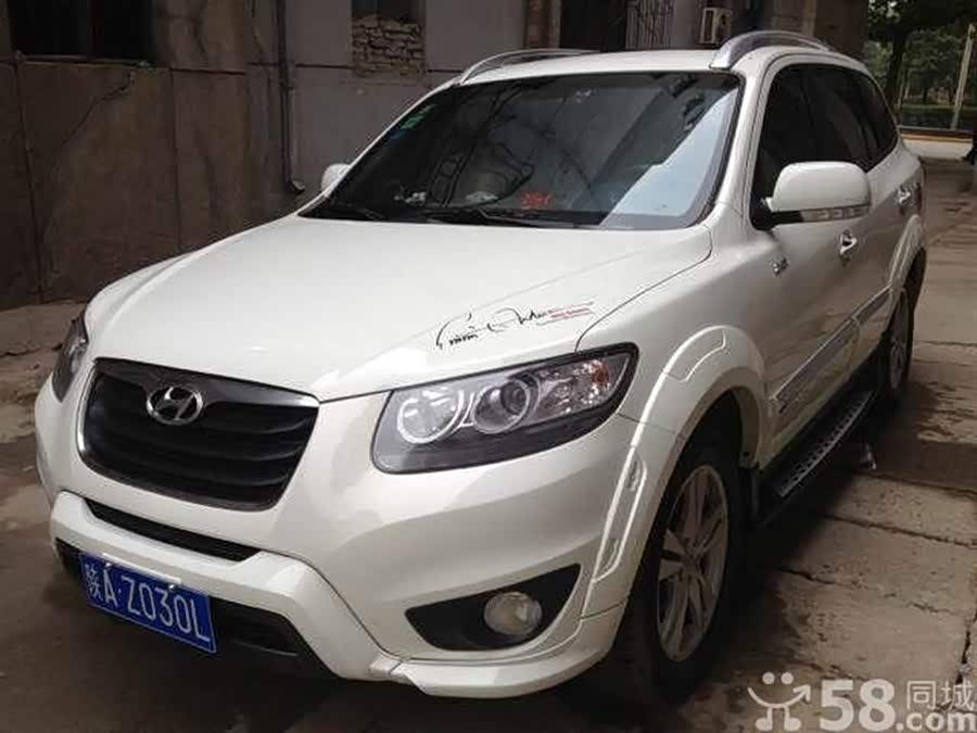 2011款 新胜达(进口) 2.4l 舒适版 两驱 5座