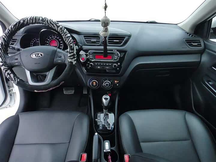 起亚k2 2012款 两厢 1.6l at premium