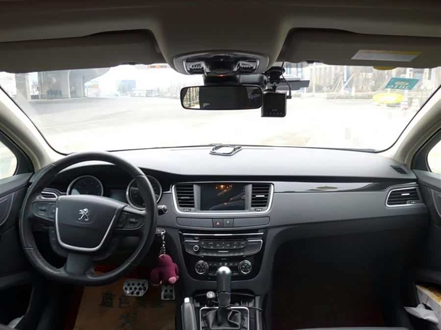 标致508 2012款 2.3l 罗兰·加洛斯版