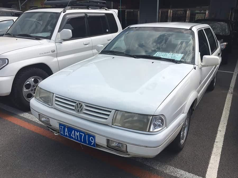 桑塔纳2000 1.8 gsi 手动挡