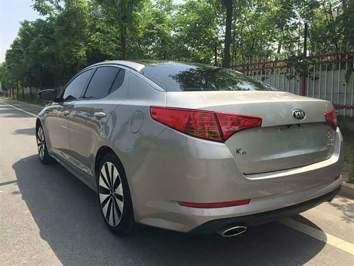 起亚k5 2012款 2.0l 自动gls