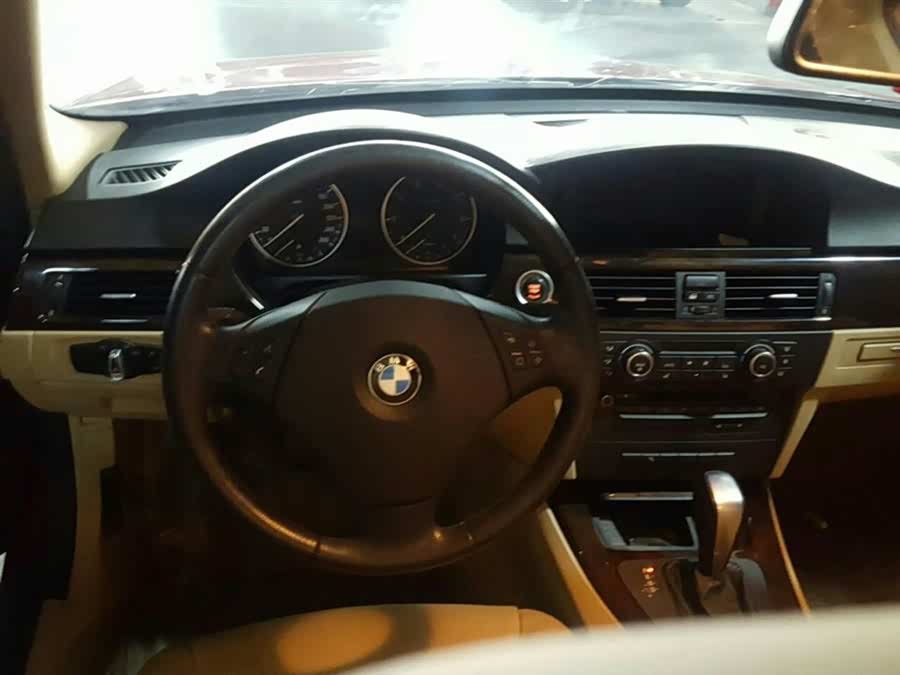 2010款 宝马3系(进口) 320i 时尚型图片