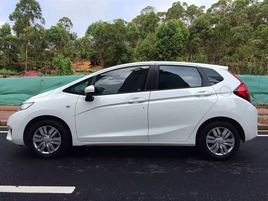 车 两厢 汽车 900_675