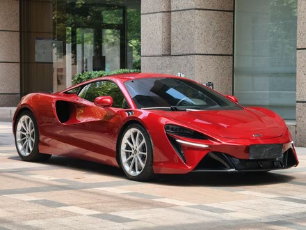 Artura 2023 3.0T Hybrid ׼