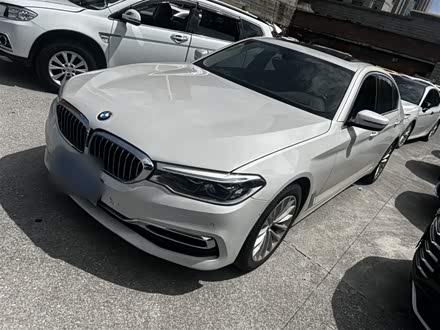 5ϵ 2020 530Li  װ
