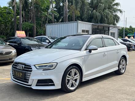 ڶְµ µA3 2020 Limousine 35 TFSI ʱ V