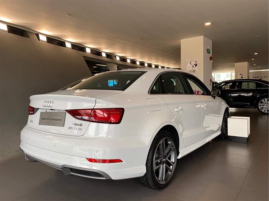 奥迪a3 2020款 limousine 35 tfsi 运动型 国vi