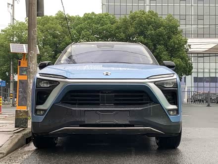 蔚来ES8 2018款 355KM 基准版 七座版