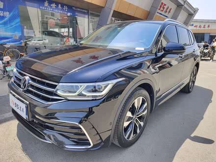 ʯׯ;L 2023 330TSI ԶR-Line콢