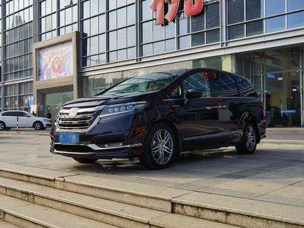 ݶֱ  2019 2.0L 춯