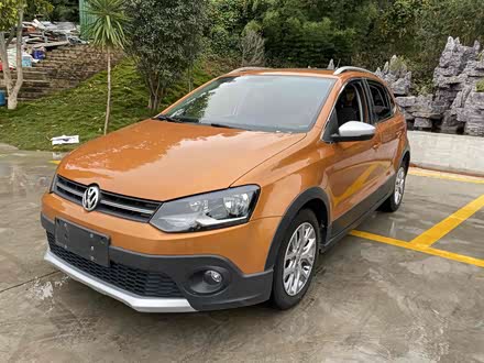 Polo 2016 1.6L Cross Polo Զ
