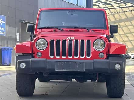 ȫJeep  2017 3.0L Sahara 