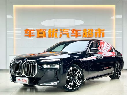 ֱ7ϵ 2023 Ŀ 740Li  M˶װ