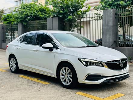  2018  15S Զ