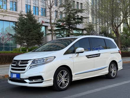 ְ 2019 2.0L 춯