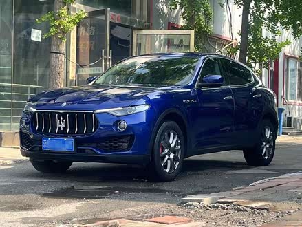 Levante 2021 3.0T ׼