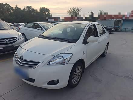ƸԶַ  2013 װ 1.6L GL-i촰 AT