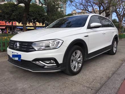 ȫC-TREKε 2017 230TSI DSG