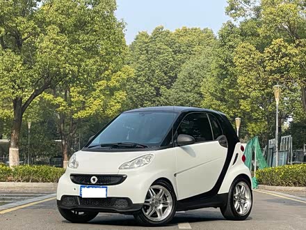 Ͼsmart smart fortwo 2012 1.0 MHD Ӳ