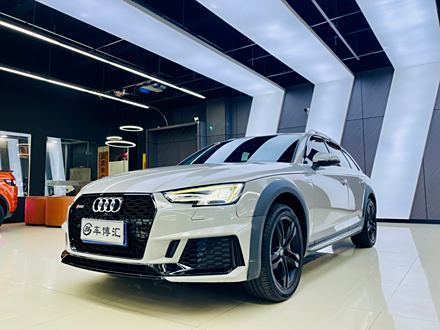 WA4(M(jn)) 2017 45 TFSI allroad quattro r