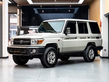 Ϻm¿·(M(jn))LC76 2015 4.0L ք