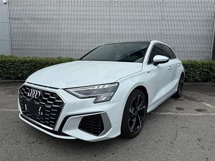 㽭֊WA3 2023 Sportback 35 TFSI r(sh)\(yn)(dng)