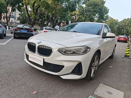 �������ֱ���1ϵ 2020�� 125i ������M�˶���װ