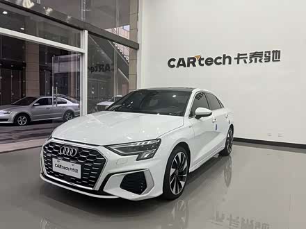 �������ְµ� �µ�A3 2022�� A3L Limousine 35 TFSI ʱ���˶���