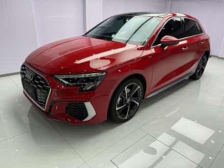 ���˰�����ְµ� �µ�A3 2022�� Sportback 35 TFSI ʱ���˶���