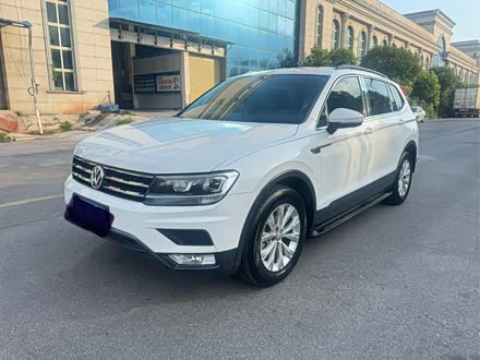 ;L 2017 330TSI Զа