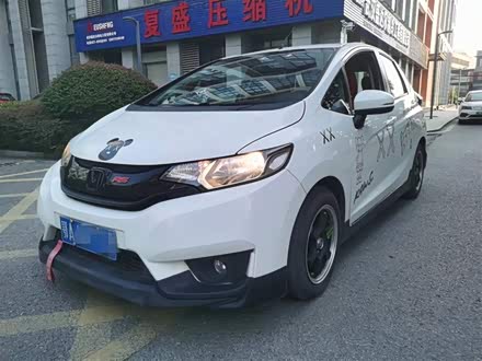 �人���ֱ��� �ɶ� 2016�� 1.5L EX CVT��Ӣ��