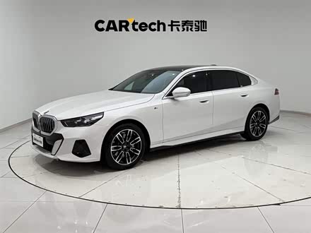 ����5ϵ 2024�� 530Li ������ M�˶���װ