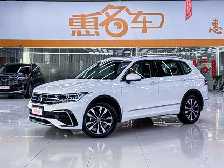 �������ִ��� ;��L 2024�� ���ڿ� 330TSI �Զ�����R-Line��ҫ��