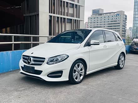 奔驰B级 2017款 B 200 动感型