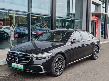 �Ĵ����ֱ��� ����S������Դ 2023�� �Ŀ� S 450 e L ���ʽ��϶����γ�