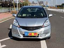 �w�� 2011�� 1.3L �ք����m��