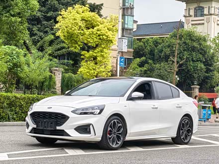 ȫָ˹ 2022  EcoBoost 180 ԶST Line