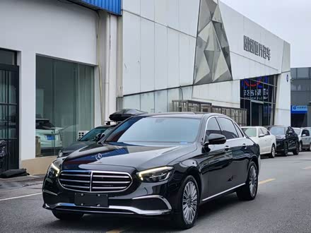 ������ֱ��� ����E�� 2023�� E 300 L ʱ����