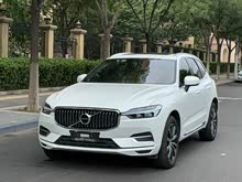 ֠XC60 2021 T5 (q)hA