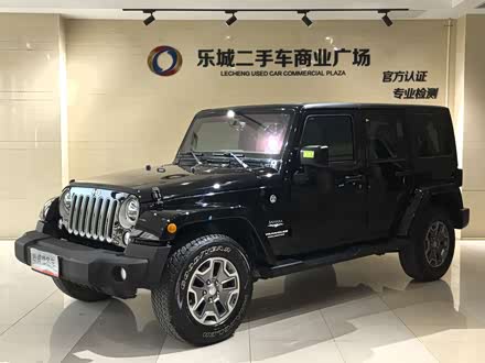 ȫJeep  2017 3.0L Sahara 