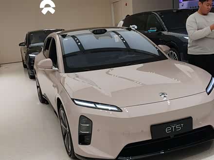 εET5T 2025 75kWh Touring