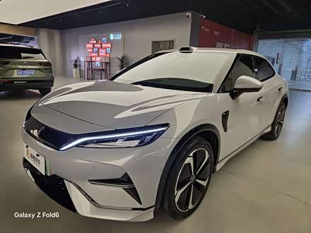 ȫL EV 2025 Ǽݰ 662km ״׿Խ