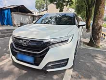UR-V 2017 370TURBO (q)F (gu)V