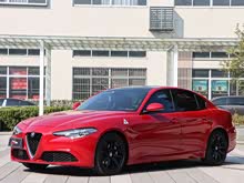 Giulia�����~ 2017�� 2.0T 280HP ���A��