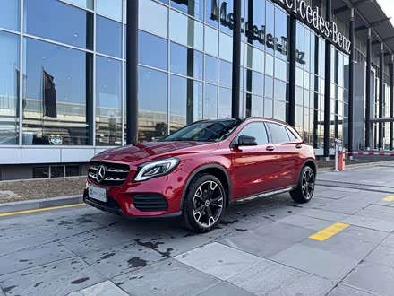 ȫ�����ֱ���GLA 2018�� GLA 220 4MATIC �˶���