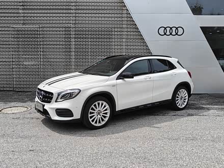 GLA 2017 GLA 200 ʱ