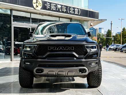 RAM Trucks 2023 6.2T 