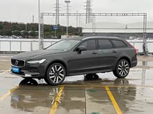 �֠���V90 2021�� Cross Country B5 AWD �����