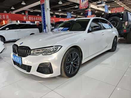 ½֌R3ϵ 2022 Ŀ 330Li xDrive M\(yn)(dng)ҹb